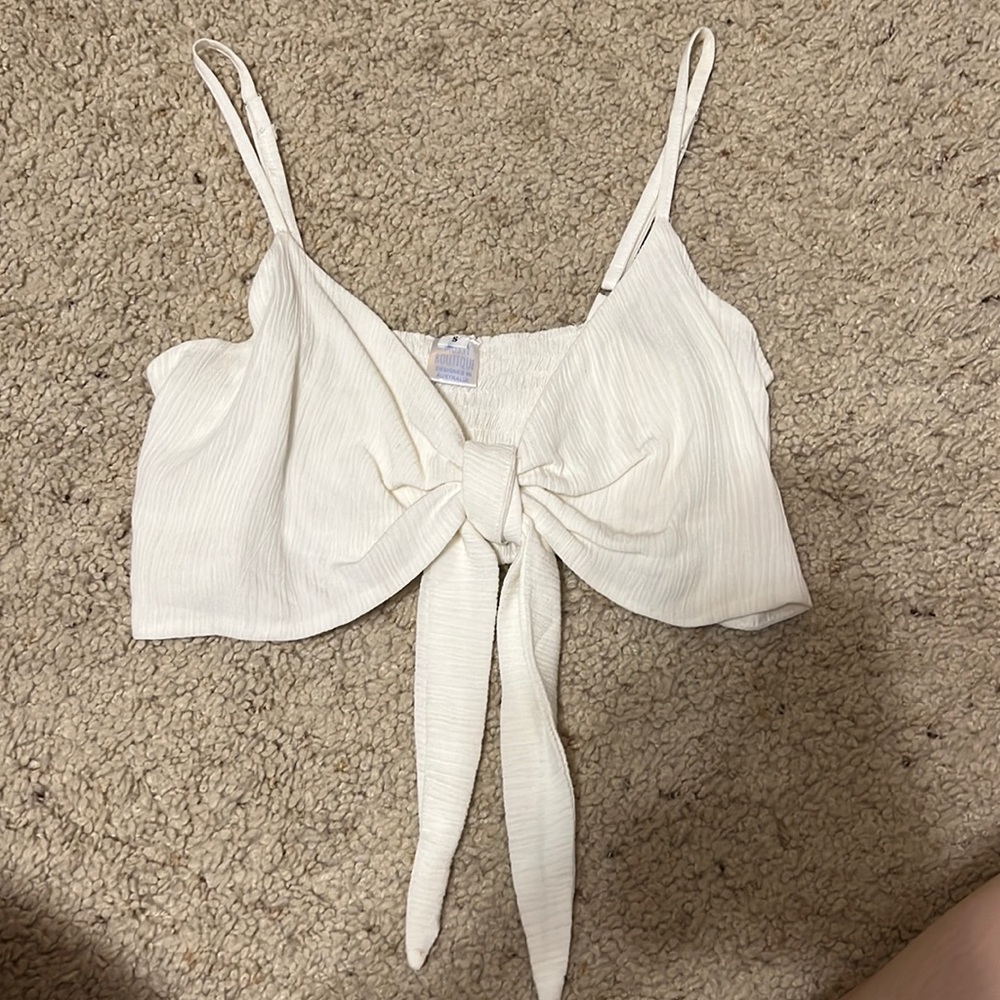 Tie front crop tank